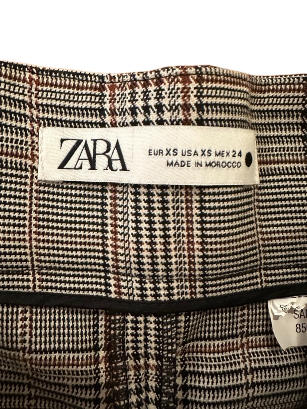 Zara Checked Tailored Trousers in Black, White and Brown - Picture 4 of 6